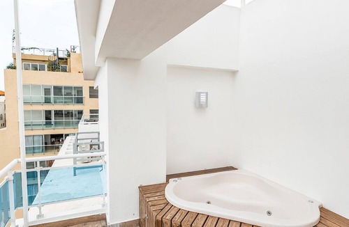 Lope De Vega Apartment | Luxury Penthouse Plus and Jacuzzi