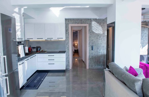 Gazi Apartment | Luxury Penthouse w/Acropolis View + Private Apt