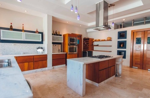 Los Mangos Villa | Luxury Private Villa, beach at walking distance. Cook/maid & butler