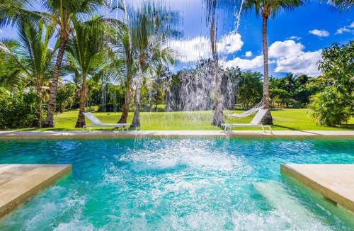 Bavaro Villa | Luxury Rentals in Punta Cana - Exclusive Waterfall Villa with Private Pool, BBQ, Maid, Golf