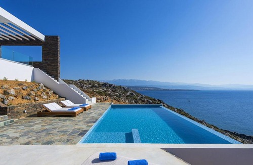 Stavros Villa | Luxury seafront design villa Kyma in Tersanas Owner listing