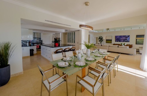 Punta Cana Villa | Luxury The Dream villa w/golf view, outdoor screen movie, CHEF & staff incl.