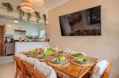 Bavaro Villa | Luxury Tropical Villa Punta Cana: Private Pool, Jacuzzi, Family Friendly, Beach