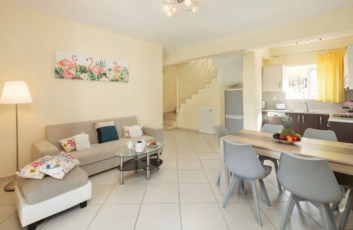 Agios Stefanos Villa | Luxury villa, heated pool, secluded in Saint Stefanos Sinies