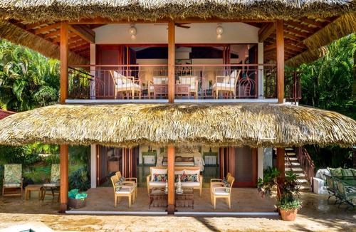 Los Lagos Villa | Luxury Villa less than 400 meter walk to the Beach - Pool & Jacuzzi Sleeps 10-12