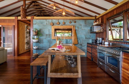 Punaauia Villa | Luxury Villa Manuiti Swim Spa Panoramic Moorea Sunsets OFYR BBQ