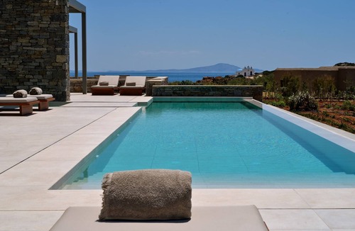 Paros Villa | Luxury Villa Serenely
