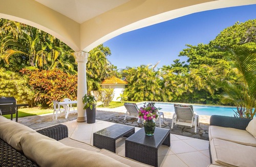 Cabarete Villa | Luxury Villa with Private Pool walking distance to the beach!