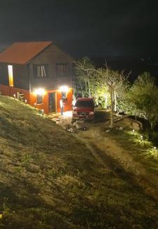 Moca Ski Chalet | Luz de luna