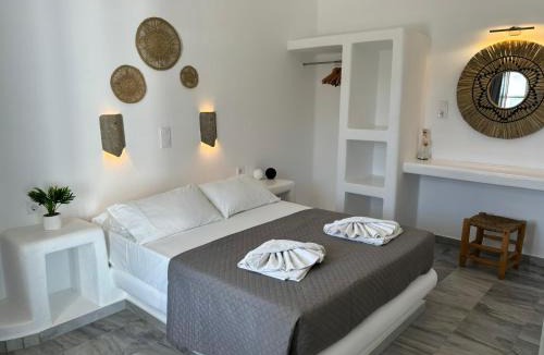 Parikia Apartment | Magginas Studios