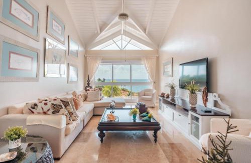 Puerto Bahia Villa | Magnificent villa with ocean view in Puerto Bahia