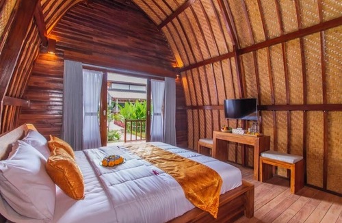 Kerobokan Hotel | MAILAKU HOUSE