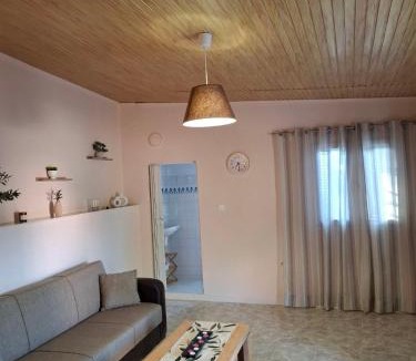 Perama Apartment | Maison Elia