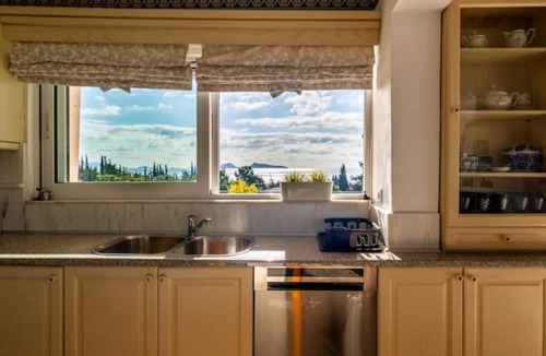 Agios Emilianos Apartment | Maison of apartments next to the beach-Big Blue