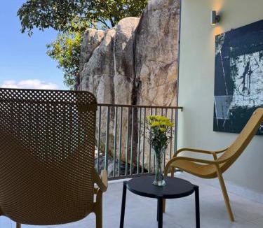 Glacis Apartment | Maka Bay Self Catering