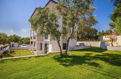 Haniotis Apartment | MALKA PREMIUM SUITES