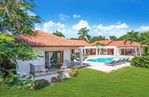 Casa de Campo Villa | Mangos 11a: Luxury retreat, pool, staff & golf cart