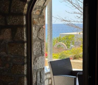 Omales House | Mani Beach House