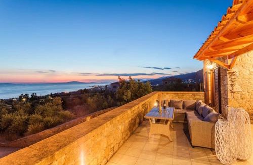 Lefktron Villa | Mani Panoramic Views - Private Sunny Retreat