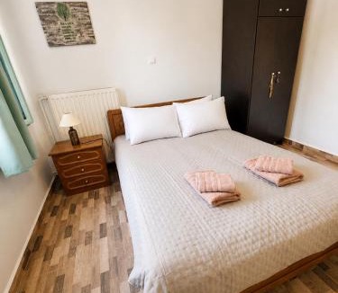 Omales House | Mani Spot Manani