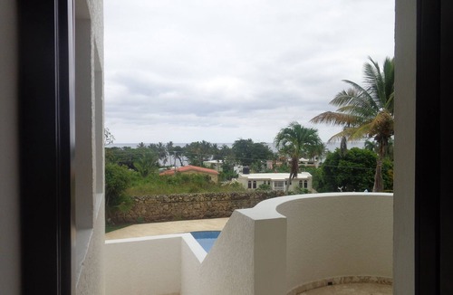 Costambar House | MANSION $225 COSTAMBAR NO DEPOSIT