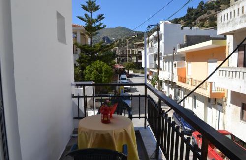 Agia Galini Apartment | Manthos Holiday Home
