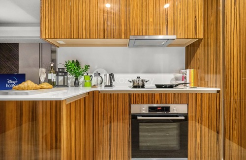 Kuningan Apartment | MAPLE by Kozystay