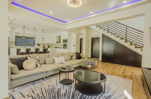 Playa Chiquita Villa | Mara Dulce - Luxury 5-bedroom Villa - Modern, Spacious & Cozy