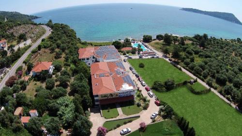 Koinira Hotel | Maranton Beach Hotel