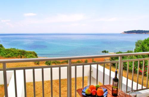 Koinira Hotel | Maranton Beach Hotel