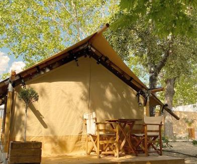 Paralia Ofryniou Apartment | Mareleon Camping