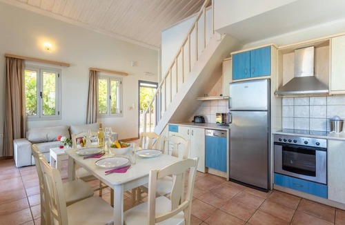 Kounopetra Villa | Maria Beach House - Three Bedroom Villa, Sleeps 6