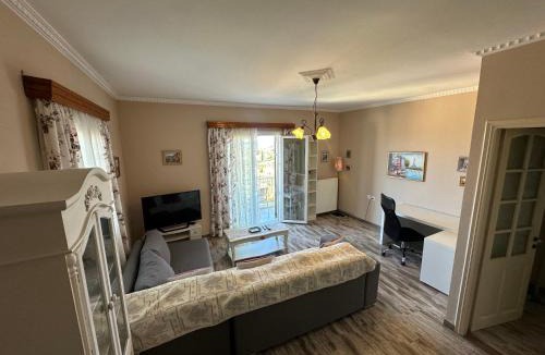 Frinion Apartment | Maria's Cottage