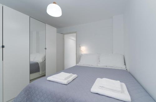 Palaio Faliro Apartment | Maria's Garden