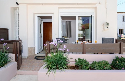 Galatas Apartment | Marianthi's Maisonette