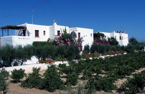 Parasporos Hotel | Marili Apartments Studios