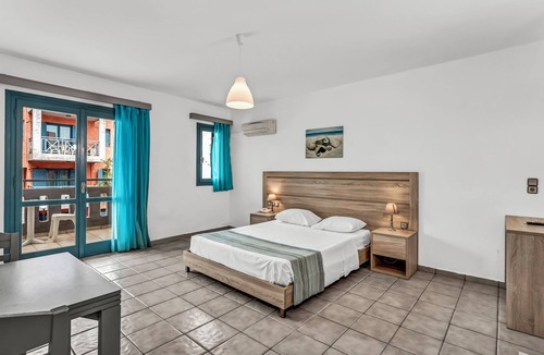 Kokkini Chani Hotel | Marilisa Hotel