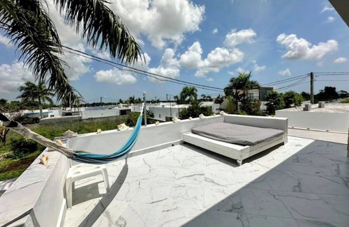 Veron Apartment | Mariposa Apartments