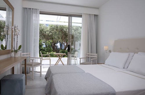 Sissi Hotel | Maritimo Beach Hotel