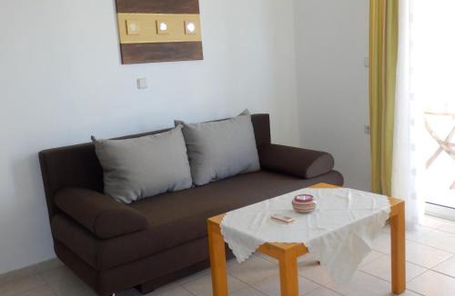 Tavronitis Apartment | Maro Suites