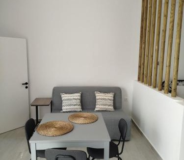 Skyros Town Apartment | Mary's House 2