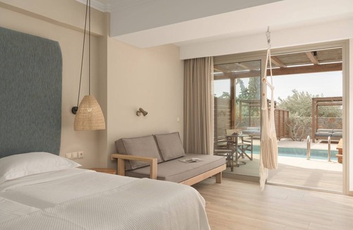Agia Galini Villa | Masterful Agios Vasilios Suite | Gio Suite | 1 Bedroom | Shared Pool