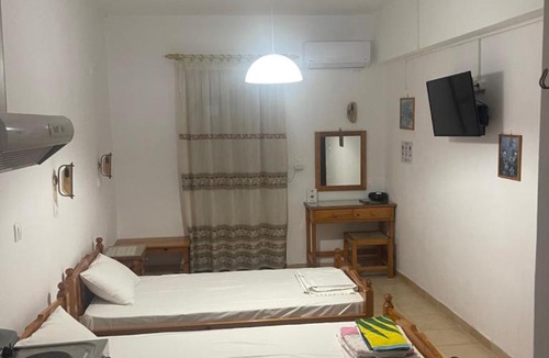 Agios Konstantinos House | Matina's house