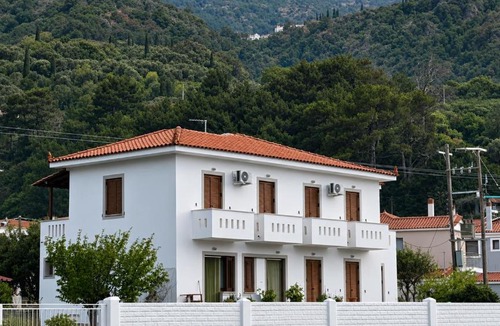 Agios Konstantinos House | Matina's house