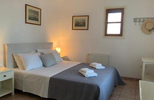 Ampelas House | Mediterranean Cottage
