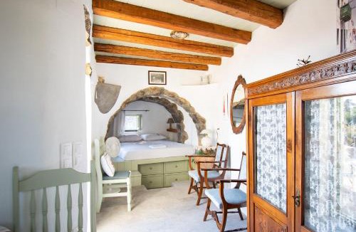 Mandraki House | Messes Traditional Stone House with Amazing Sea View 2