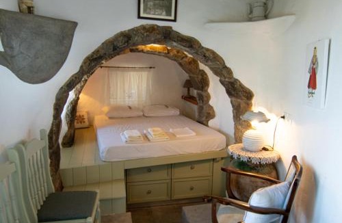 Mandraki House | Messes Traditional Stone House with Amazing Sea View 2