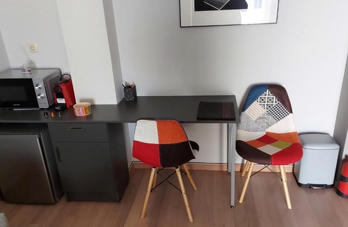 Piraeus Apartment | METROPOLITAN MACVIEW-3 διαμέρισμα studio Φάληρο