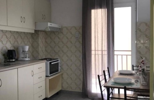 Nea Alikarnassos Apartment | Midway Point Apts One bed