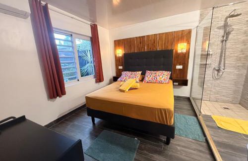 Fare House | Miki Miki House
